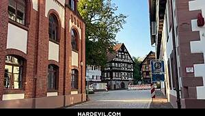 Kellie Panther And Anuskatzz Gape Asses With Toys And Deepthroat