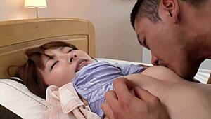 甜美18岁亚洲妹首次试镜 无码骑乘内射