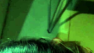 VI NA COZINHA E FUI PRA CIMA DA PUTINHA COM TESAO