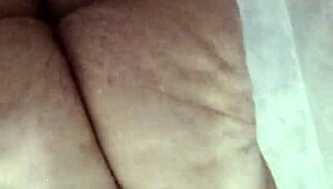 quero sua porra quente escorrendo nos meus peitos enquanto fodo com dildo 😘💦