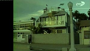 Girlfriend bends over doggystyle risking catch she's too horny now