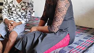 bengali maid bhabhi's pussy fingered hard by college boy suddenly