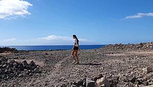 😏 teen babe pisses public then risks deepthroat blowjob on camping trip for bf!!