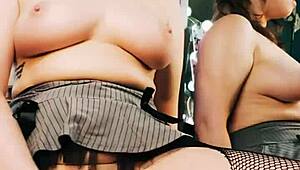 her fingers tease that wet milf pussy before the solo squirt hits just right