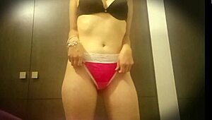 Spanish actress Milet's leaked fingering session exposed