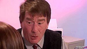 haley sweet chats up her ugly old teacher for flexible fuck 😩🍆🔥