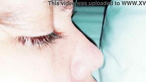 忍不住近距离狠操继母她尖叫屄洞大开😩💦