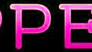 Dez Hensen求Sybian狂喷紧屄扭曲高潮