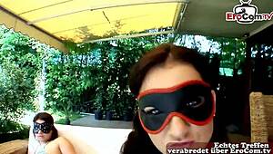 两个德国骚货户外分享巨屌FFM