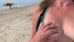 hey people watching on the beach but i'm cumming on this big cock again 😏
