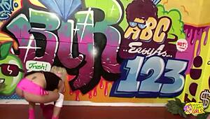 hey no one's around so me n my lesbian babe dive into hardcore dildo pussy play n gapin orgasms