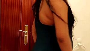 Watch this crazy pregnant Colombian flash her sexy curves outdoors