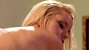 jessie rogers begs for doggystyle pounding to rub her sensitive clit!!