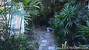 i'm that petite teen outdoors givin sloppy handjob blowjob for huge facial cumshot