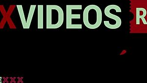 Intriguing Busty Ebony Beauty Reveals Her Curvy Body Tease