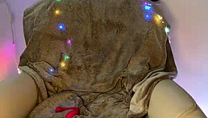 wanna see this teen's wet ass fingered anal close-up on webcam?