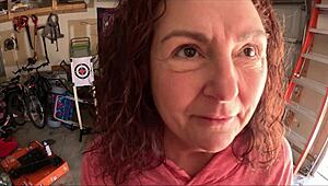 Repairman, wanna lick housewife Ali Allure's wet pussy before doggystyle creampie?