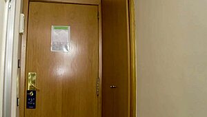 ohh damn my old hubby skips workin my horny argentine ass blondie fesser!!