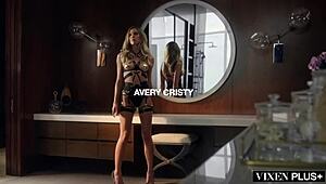 kenzie anne fingers avery cristy till she squirts hard... oh god!!