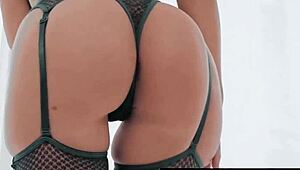 rebeca linares makes my bbc throb with her wet deepthroat