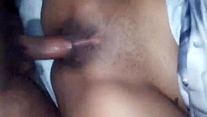 rico sexo con tanga de lado... uff, qué rico verla vestida!