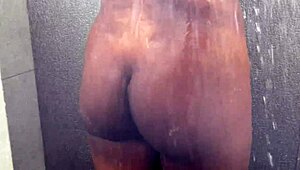 whoa, horny stepmom walks in on teen stepson jerking off 😏