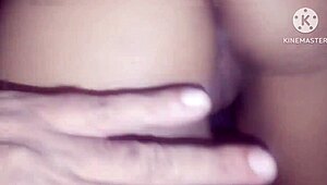 Meu Marido Devora A Amiga Dele Com Fome Insaciável Ao Ar Livre