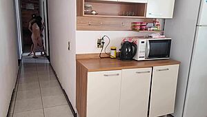 狂干性感18+拉丁人妻无套绿帽老公看