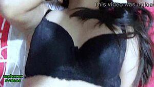 cogiendo con la nueva asistente que gime rico en doggystyle dorm