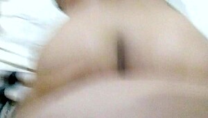 該死這豐滿哥倫比亞妹狗爬式叫得超讚😍🔥