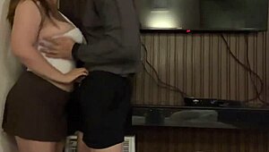 Pinay babe spreads wide for tv technician's deep pounding in bathroom