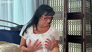 unngh i luvv stuffin my huge saggy bbw granny tits n fisting wet pussy deep...