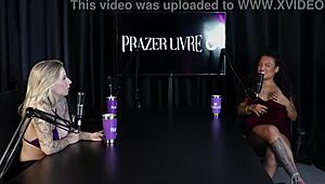 started with sexy photos now bangs hot trans on street with wife gaucha yasmin