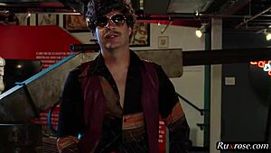 Zoe wood explores erotic museum in hd vintage group blowjob fantasy orgy